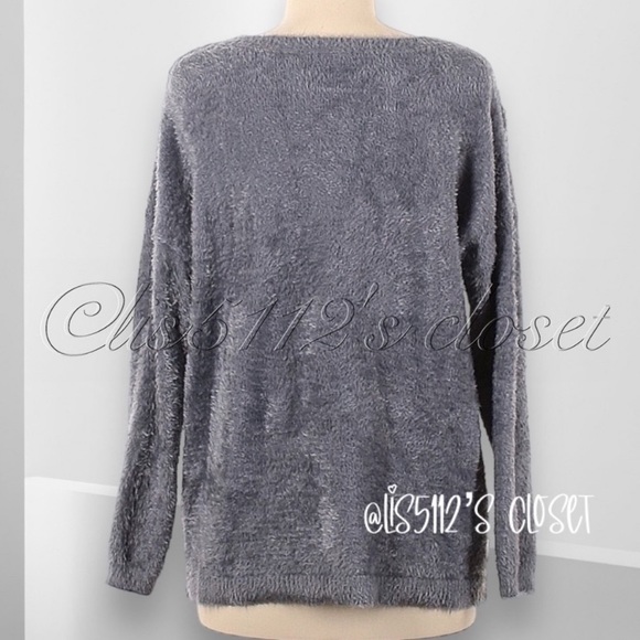 Torrid Gray Soft & Fuzzy Eyelash Pullover V-Neck Tunic Sweater 4X 5X 26 26W - Picture 6 of 14